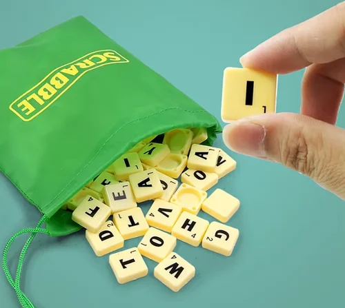 jeu-scrabble-jeu-de-table-4