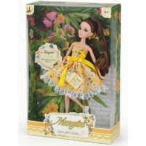 poupée-mengsini-avec-robe-jaune-1